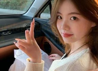 beautyleg – 由Celia带来的纯白原图精选，尽显清新自然的摄影风格.txt