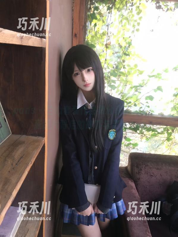 pans-兰心 pans - 兰心套装作品集分享,探索每一张照片背后的故事与灵感.txt