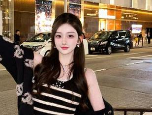 pans – 全新更新：安妮女王写真带您领略魅力四射的风采.txt