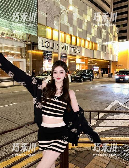 pans-安妮 pans - 全新更新:安妮女王写真带您领略魅力四射的风采.txt