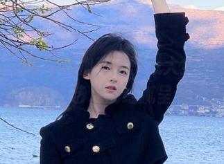 pans – 曲奇旗袍高清壁纸大全:每一张都是精致艺术的细腻呈现.txt