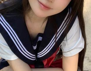 rua阮阮带你走进秘书的世界：最新图片合集分享.txt