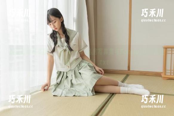 拥抱时尚与美丽，サク(saku)私房写真集与Fantia2023年图包齐齐登场！.txt