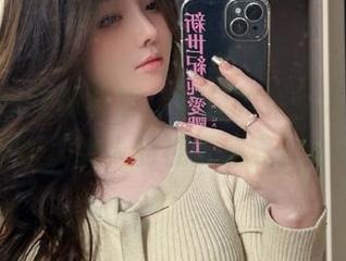 全套一小央泽写真，优雅的坏女人图片带你进入迷人的视觉盛宴！.txt