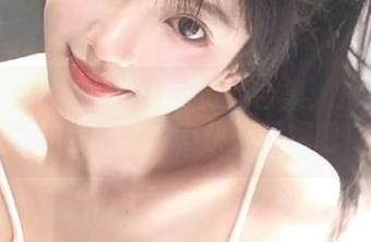 丽柜 – AMY海边写真资源合集:把海风与美丽都打包带回家,快来围观吧!.txt