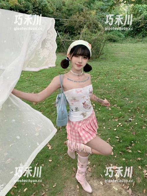 丽柜-团子 丽柜 - 团子夏天的诱惑写真集更新:盛夏时节的清爽与迷人瞬间.txt
