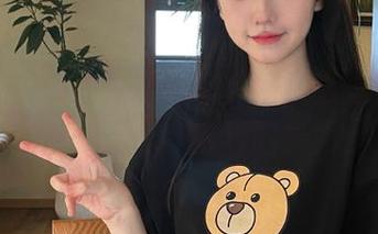 丽柜 – 安安的体操服写真照片已上线,免费下载让你尽情欣赏她的魅力!.txt