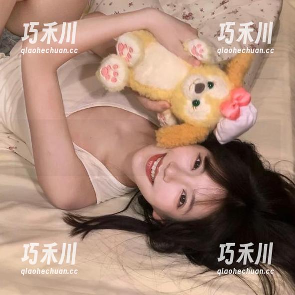 丽柜-英子 丽柜 - 英子不止于户外私拍,图片背后全是自然的灵魂呐喊!.txt
