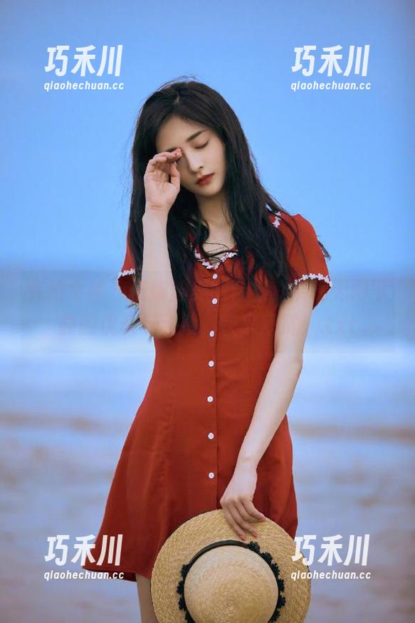 克拉女神 - 依娜丝美腿合集，展现无限可能的优雅与动感，快来欣赏！.txt