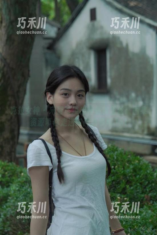 克拉女神 - 宋智珍推出神秘裤里丝：图集资源带你走进时尚新领域.txt