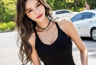 克拉女神 – 畅享夏日风情，慕菲泳衣写真资源合集震撼上线，快来欣赏！.txt