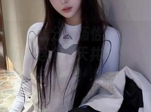 克拉女神 – 在线分享汤怡夏日写真精彩合集:让我们在这个夏天共同寻觅那份清新与快乐!.txt