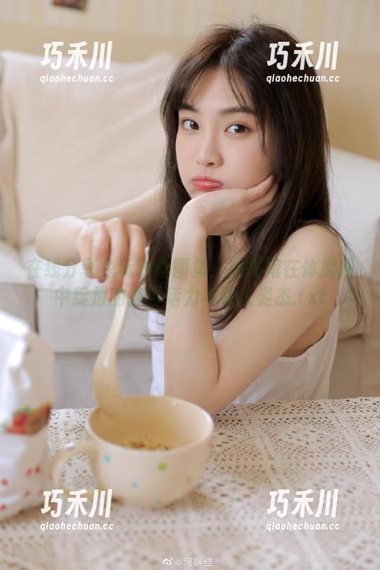 兔玩映画 在线分享兔玩映画图集:兽耳娘在体操服中绽放的青春活力与诱人姿态.txt