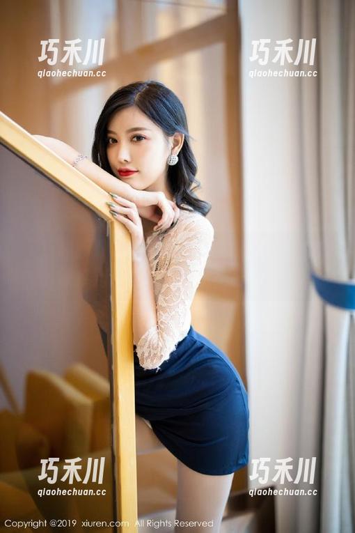 兔玩映画倾情打造：蓝调白丝私拍图片，演绎清新与性感的完美结合.txt