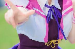 充满创意的幽默：六二二同学的裤里丝写真合集横空出世！.txt