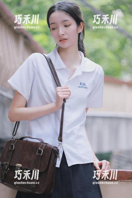 十万口草莓粥粥 微密圈 - 十万口草莓粥粥豹纹美图合集中,发现不一样的自己!.txt