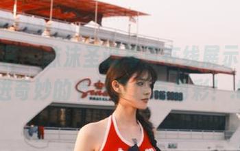 南国足艺 – 沫沫圣诞写真在线展示,带你走进奇妙的节日梦境与色彩!.txt