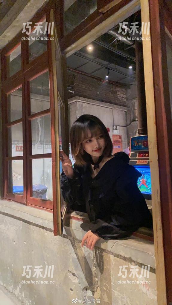 只是简言的纯白印记：在写真与壁纸之间发现生活的诗意.txt