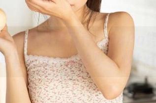 嗲囡囡 – 短裙风情万种：PaPa妈咪高清写真集唤醒你的少女心.txt
