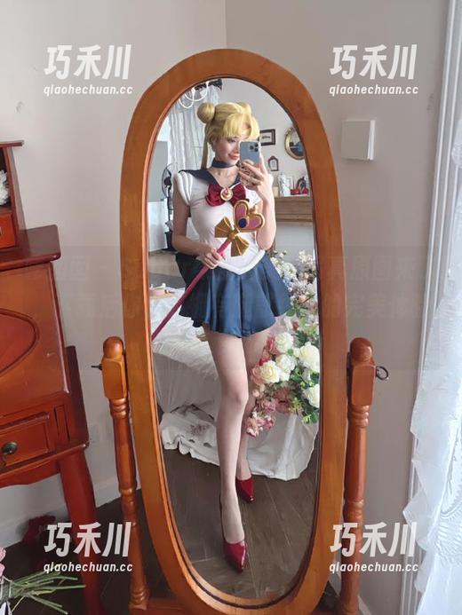 嗲囡囡 - Sugar梁莹的美腿写真原图来了，下载后你也能拥有腿部线条的完美体验！.txt