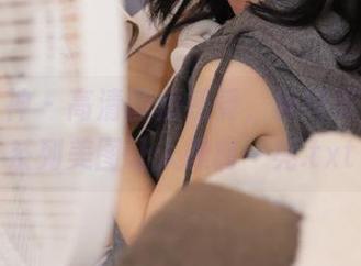 头条女神 – 高清画质感受,神琦泽步御姐系列美图让人眼前一亮.txt
