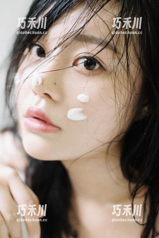 头条女神 - 最新分享：筱溪夏日写真，让你在炎炎夏日中感受清凉.txt