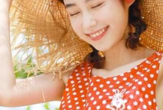 跟随孙乐乐(손예은)LOOZY-HBD，探索热辣COS风格，快来下载她的精彩瞬间！.txt