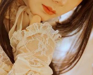 一起感受小和甜酒的御姐风范：原图合集，细腻之美尽在其中！.txt