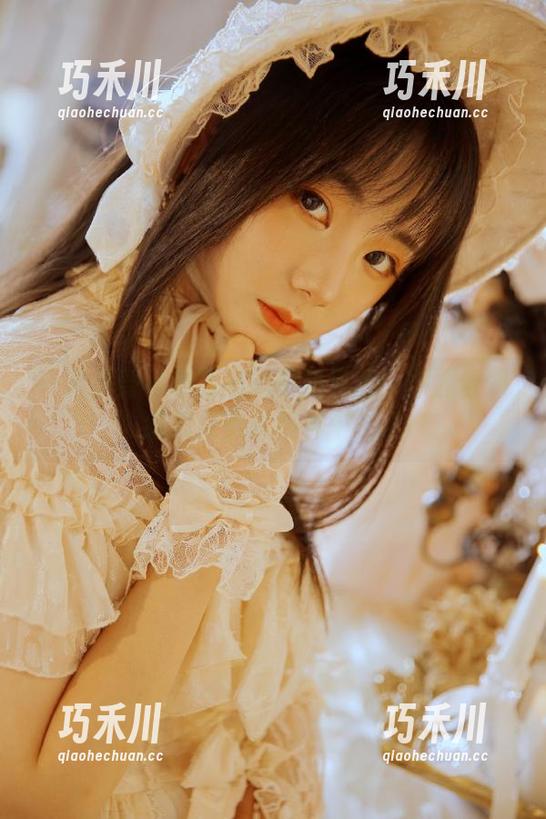 小和甜酒 一起感受小和甜酒的御姐风范:原图合集,细腻之美尽在其中!.txt