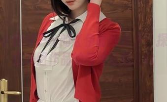 走进小野妹子w的《伊丽莎白》：探秘这组美图作品的创作过程.txt
