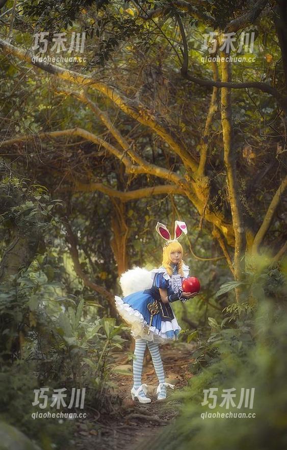 发现小野妹子w化身魔法少女伊莉雅的甜美作品，令人爱不释手的写真资源分享！.txt