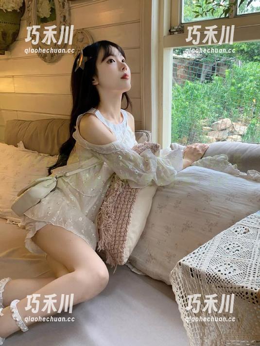 少女秩序 少女秩序图包独家揭秘:白丝休闲短裤里藏着哪些夏日趣事?快来分享!.txt