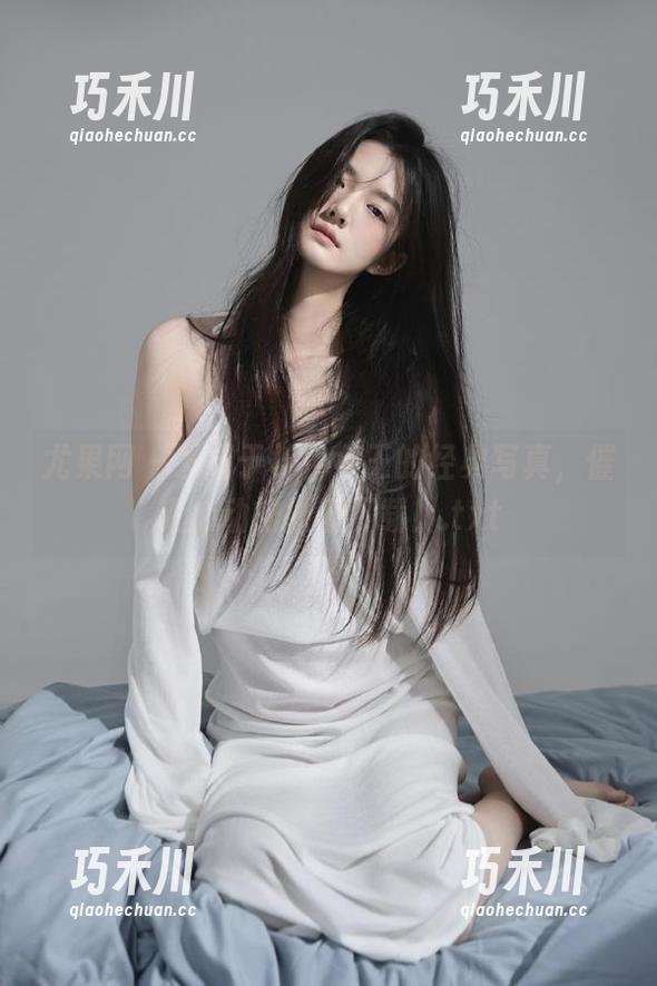 尤果网 - 发现于梓馨女王的经典写真，催人心动的原图下载！.txt