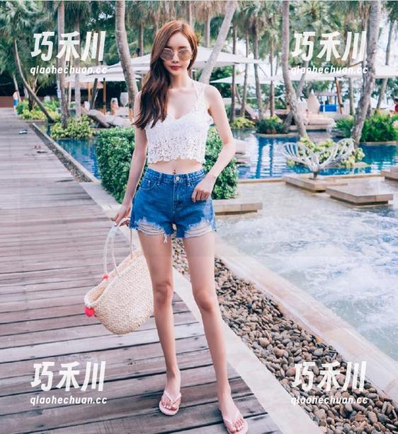 尤果网 - 含含双人最新写真套图，尽显优雅气质与青春活力，快来欣赏！.txt