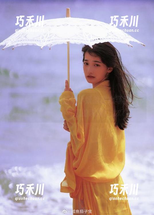 尤果网 - 带你走进妮小妖的甜心写真集，洋溢着青春气息的瞬间！.txt