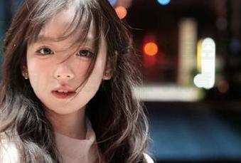 尤果网 – 探秘才可儿私人浴室空间,分享她的精彩图片,感受灵感与创意的碰撞.txt