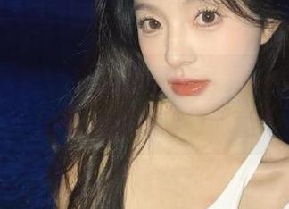 尤果网 – 精选李易童泳衣写真，美图记录下甜美与自信的夏日时刻.txt