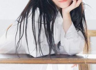 尤果网 – 陈怡曼的短裤写真，教你如何优雅地面对炎热的夏季！.txt