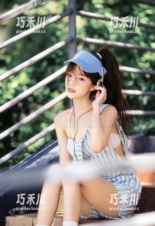 尤物馆 - 狂欢下载孟狐狸FoxYini女友写真合集，感受她的独特风采与魅力！.txt