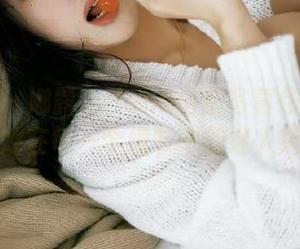 尤蜜荟 – 娜露Selena浴室写真作品合集:感受她在每一个细节中的迷人风情.txt