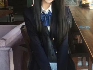 尤蜜荟 – 筱慧cindy的美脚写真集，精美壁纸带你领略不一样的美感.txt