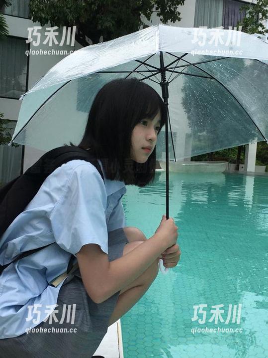 尤蜜荟 - 最新谭小灵剧情原图上线，带来满满的幸福感与活力！.txt