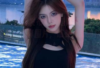 微密圈 – 最新发布!就是阿朱啊带你欣赏电竞房精彩写真图片,感受她的独特风格.txt
