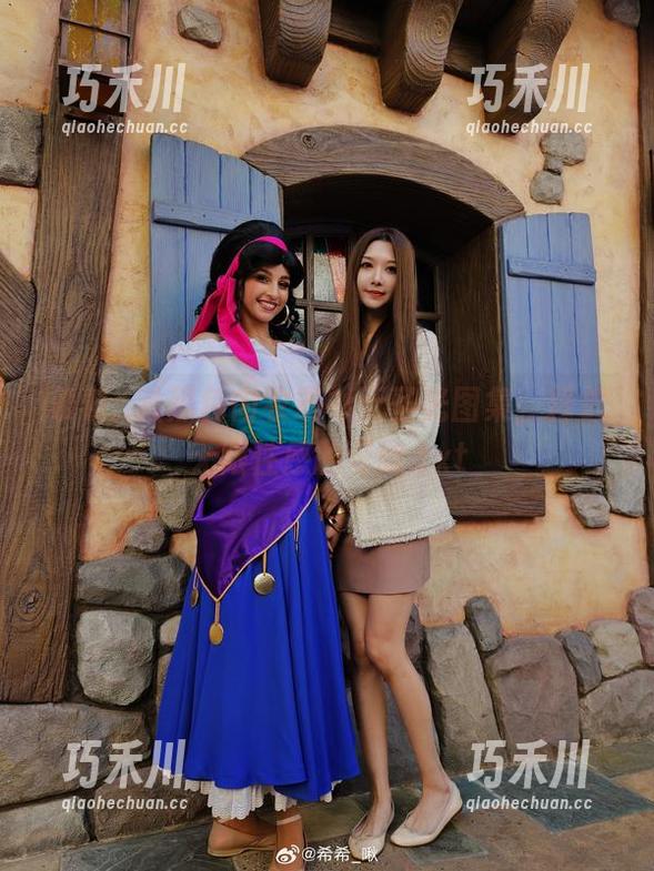 希希_啾 希希_啾黑色内衣罩衫无圣光图集,释放无限性感的可能.txt