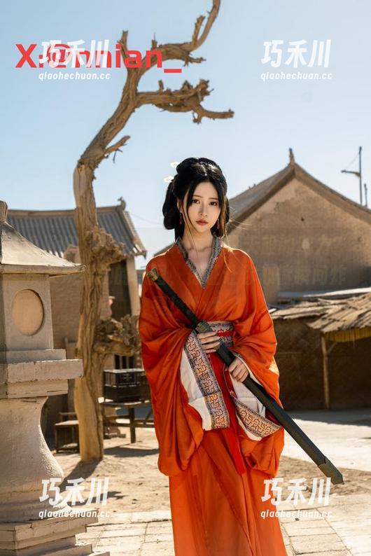 想见识“年年Nnian”如夏天般的魅力？快来观看她的原图，保证让你心情瞬间炸裂！.txt