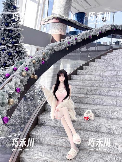 张思允 微密圈 - 探索张思允的私房美图,油亮黑丝制服打造全新视觉体验.txt