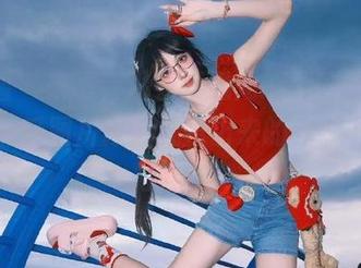 微密圈 – 来吧，观看张思允nice的御姐写真，感受图片背后流露出来的强烈自我魅力！.txt