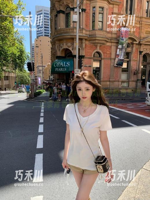 推女神 - 免费下载Ann尤美精美粉色写真，记录青春每个瞬间！.txt