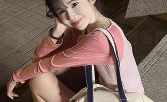 星颜社 – 定制黄寒娜的专属透明作品,开启你的梦想写真.txt