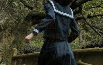 模范学院 – 与众不同的Manuela玛鲁娜私房礼服图集，展示她的个性与风采.txt